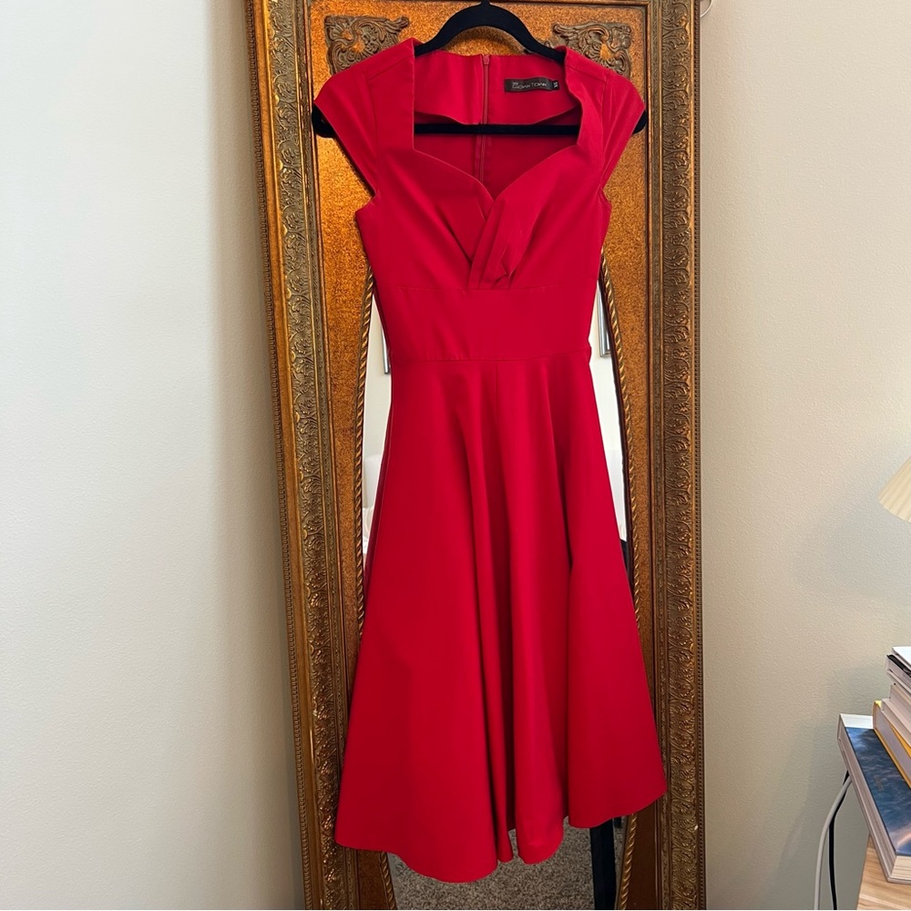 Gown Town red retro dress